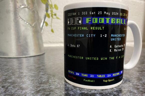 ANY GAME PERSONALISED Custom Ceefax Football Fan Teletext Tea Coffee Mug Gift - Image 2